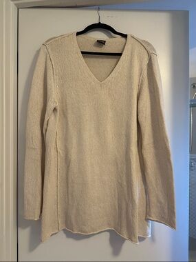 Eileen Fisher Cream V-Neck Lightweight Knit Sweater